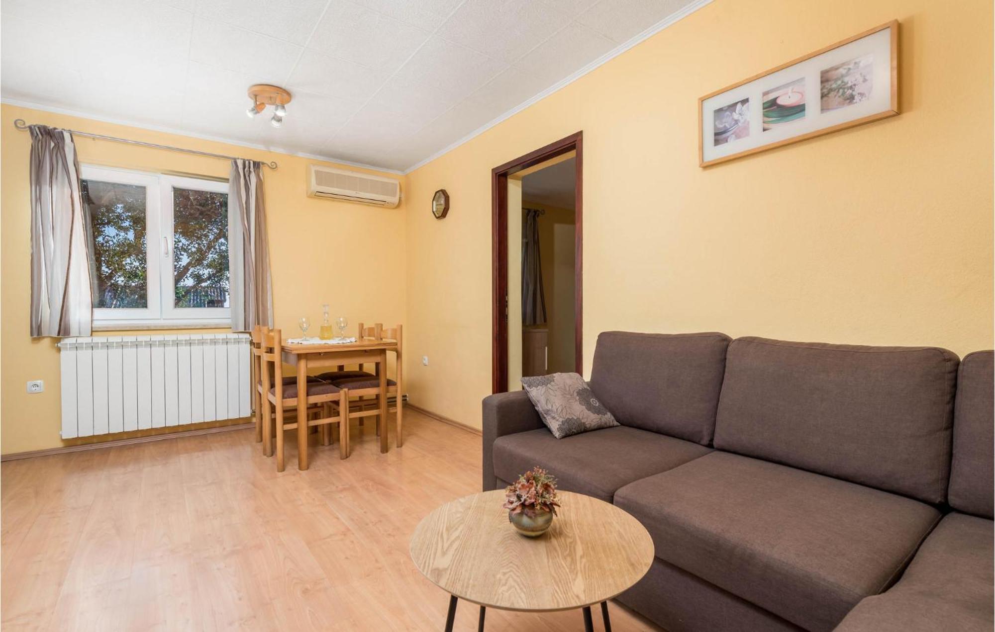 Stunning Apartment In Lovran With Kitchen エクステリア 写真